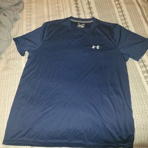 Navy Under Armour short sleeve shirt XL
